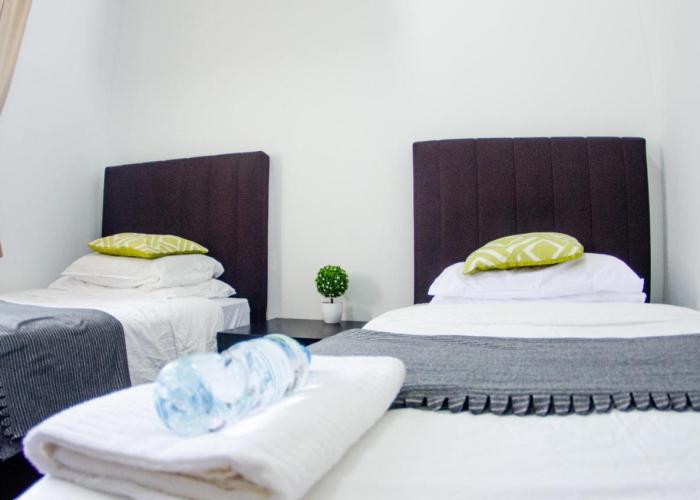 Poni Homestay
