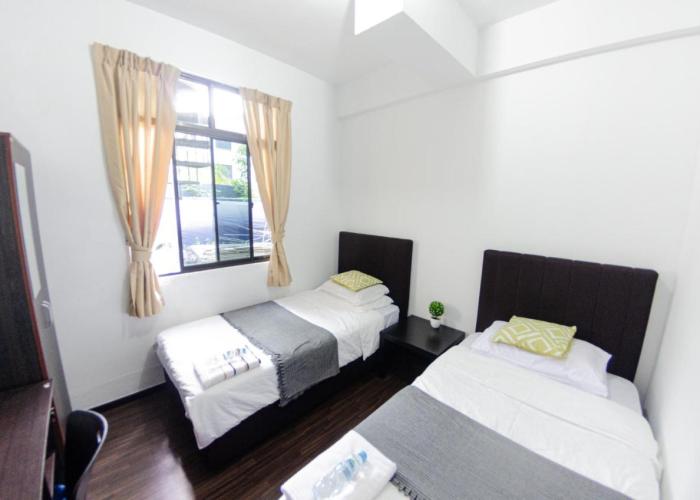 Poni Homestay