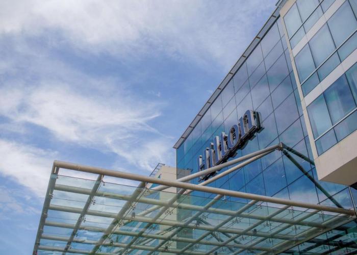 Hilton Pilar
