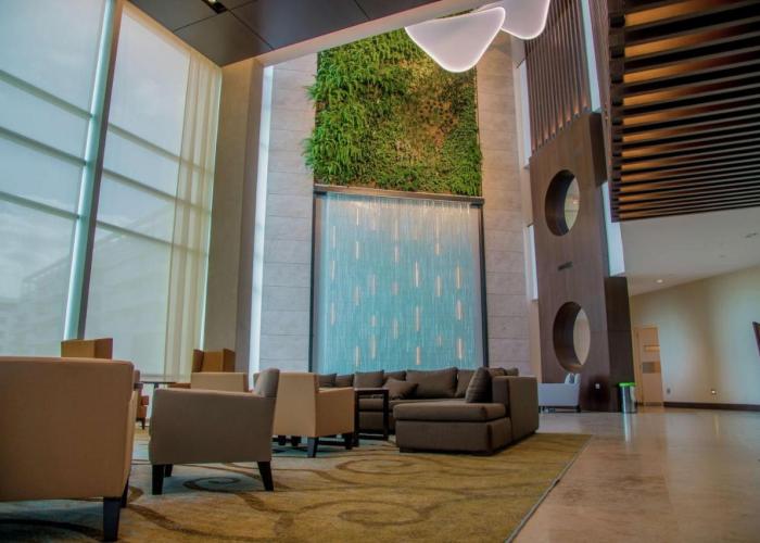Hilton Pilar