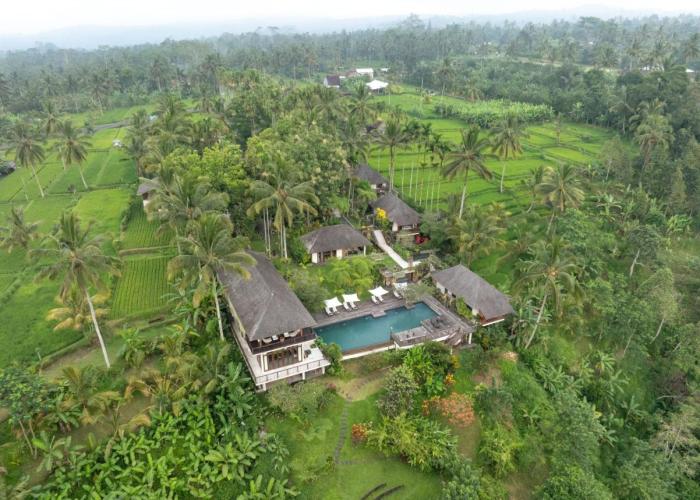 Awan Biru Villas