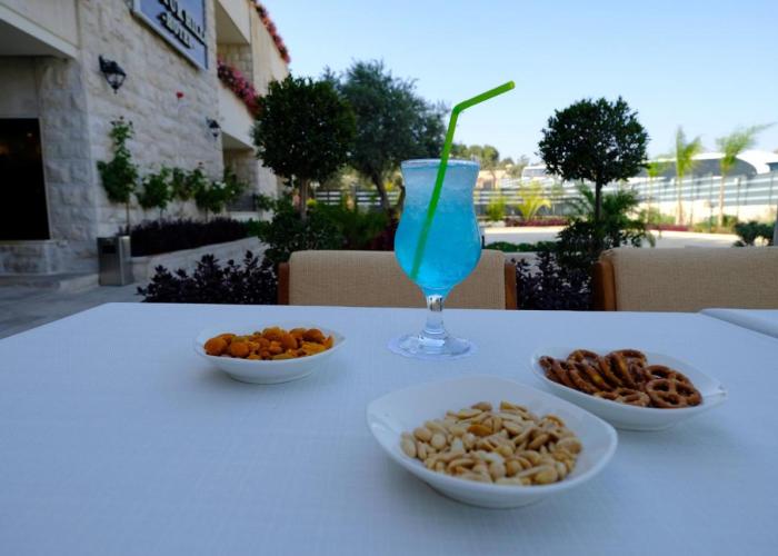 Tantur Hills Hotel