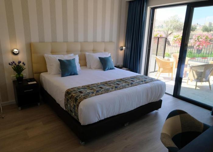 Tantur Hills Hotel