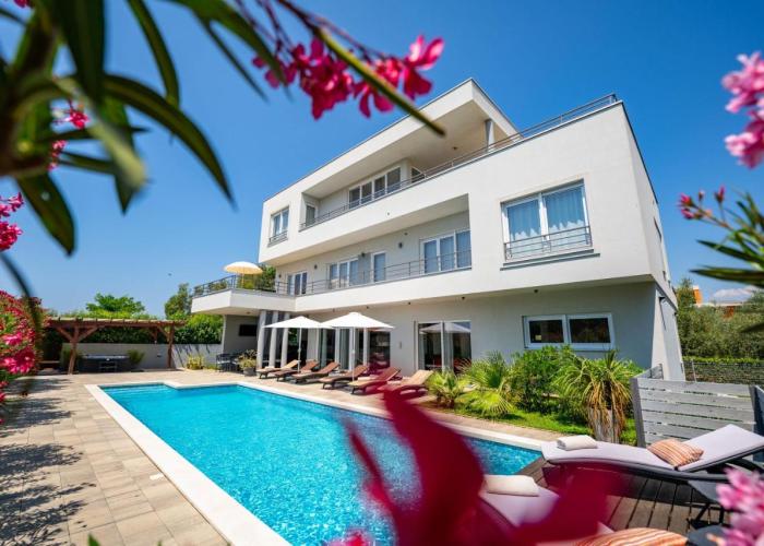 Villa Chillax Inn