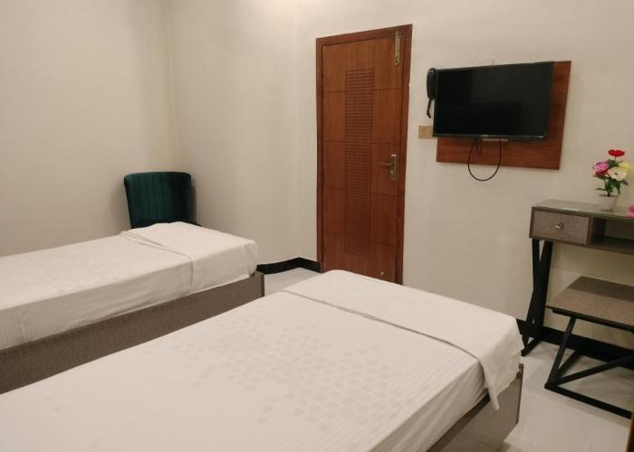 Dove Inn Hotel, Kalma Chowk, Opposite Daewoo Terminal