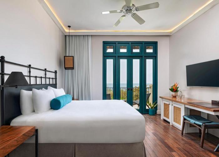 Santarena Hotel at Las Catalinas