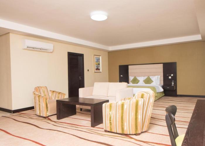 Crossroads Hotel Blantyre