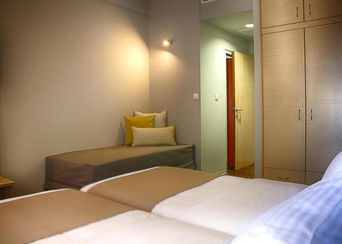 Athlos Hotel