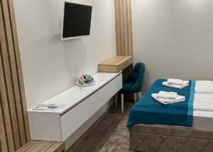 Center Deluxe Garni Hotel