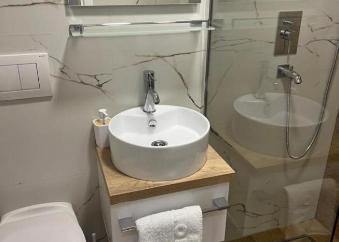 Center Deluxe Garni Hotel