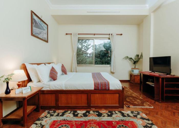 Tise Hotel