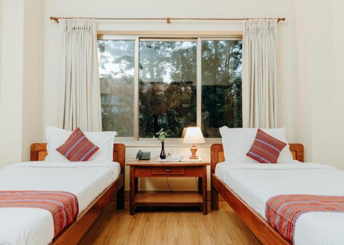 Tise Hotel