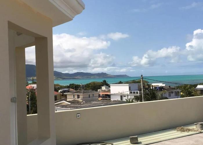 2 bedrooms appartement at Mahebourg 300 m away from the beach with sea view furnished garden and wifi