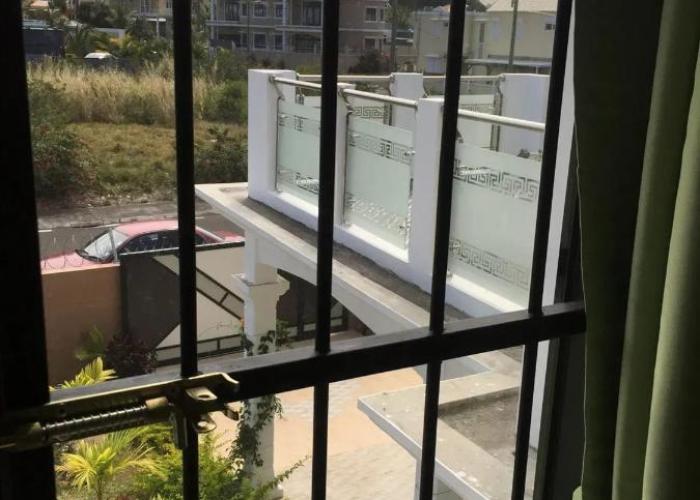 2 bedrooms appartement at Mahebourg 300 m away from the beach with sea view furnished garden and wifi