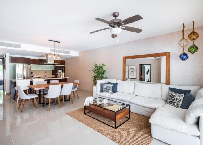 Mareazul Beach Front Condos At playa del Carmen