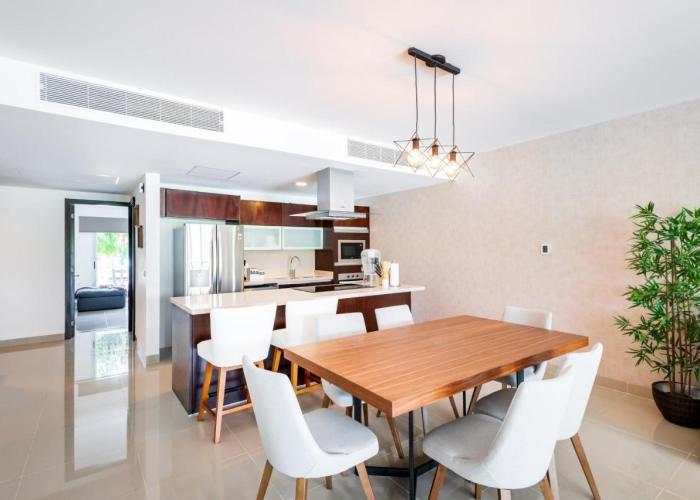 Mareazul Beach Front Condos At playa del Carmen