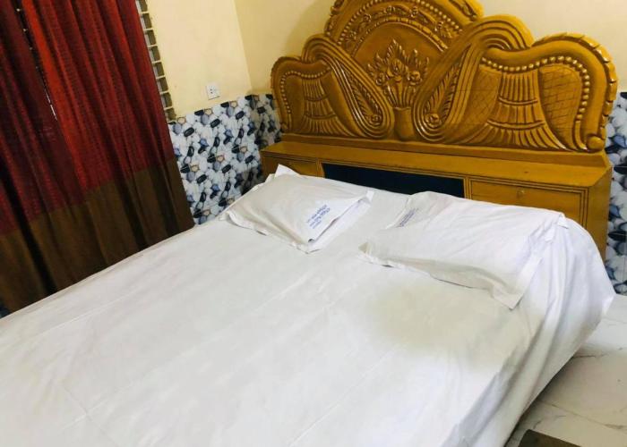 Hotel Regal Palace