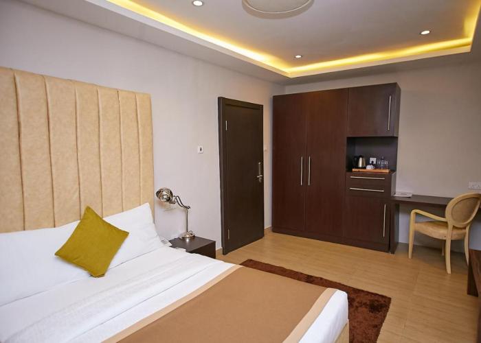 The Cabin Hotel