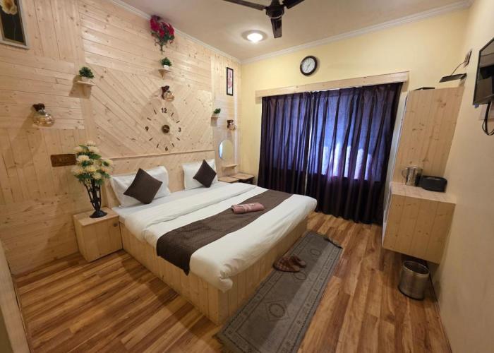 Hotel Young Mamta