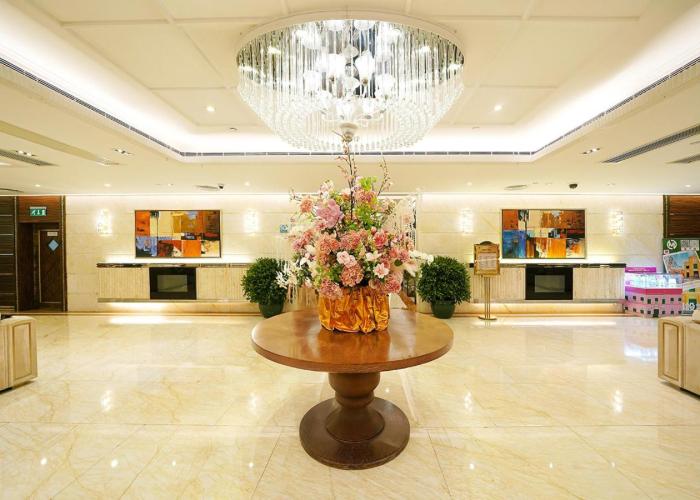 Grand Dragon Hotel