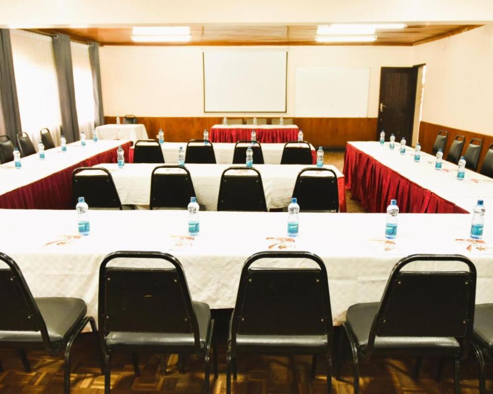 фото Wagon Wheel Hotel Eldoret