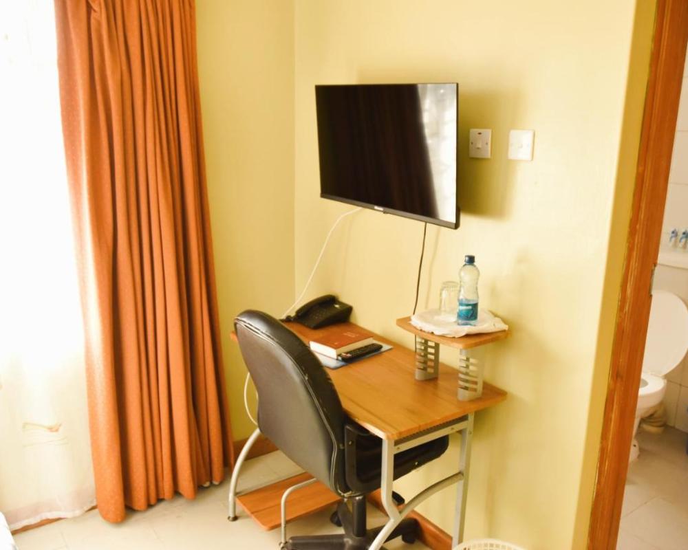 фото Wagon Wheel Hotel Eldoret