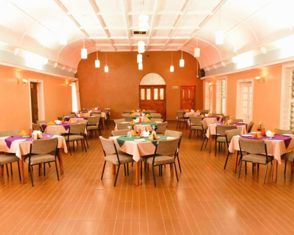 фото Wagon Wheel Hotel Eldoret