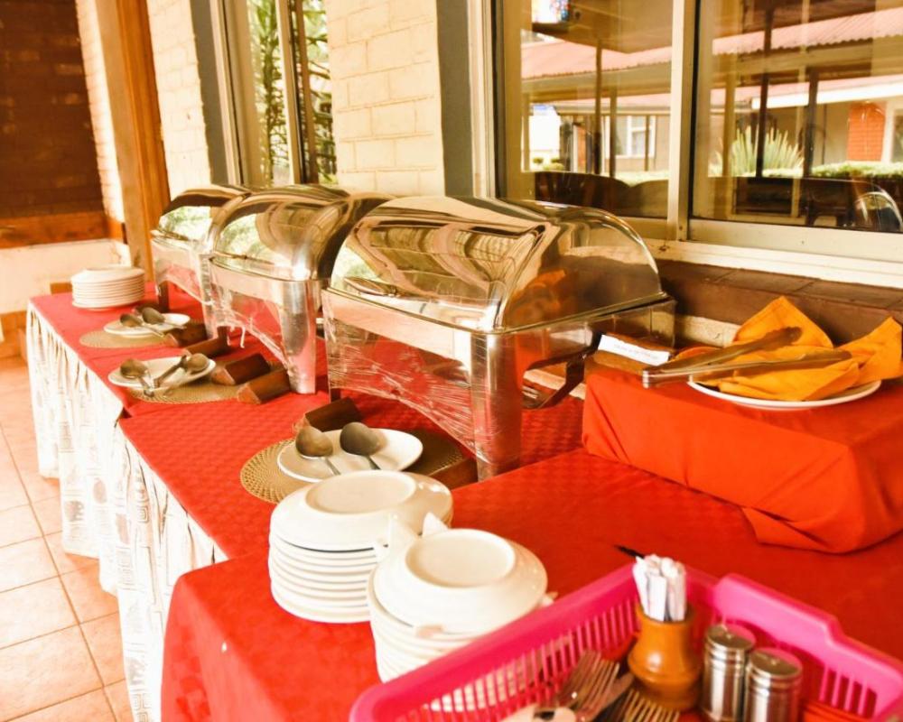 фото Wagon Wheel Hotel Eldoret