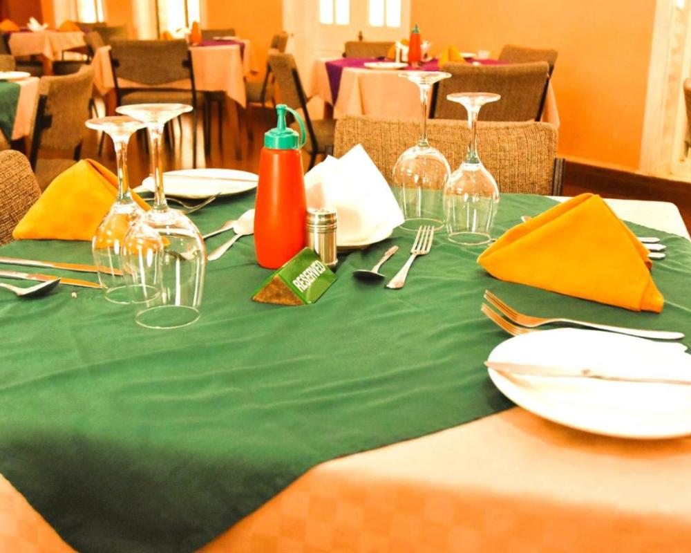 фото Wagon Wheel Hotel Eldoret