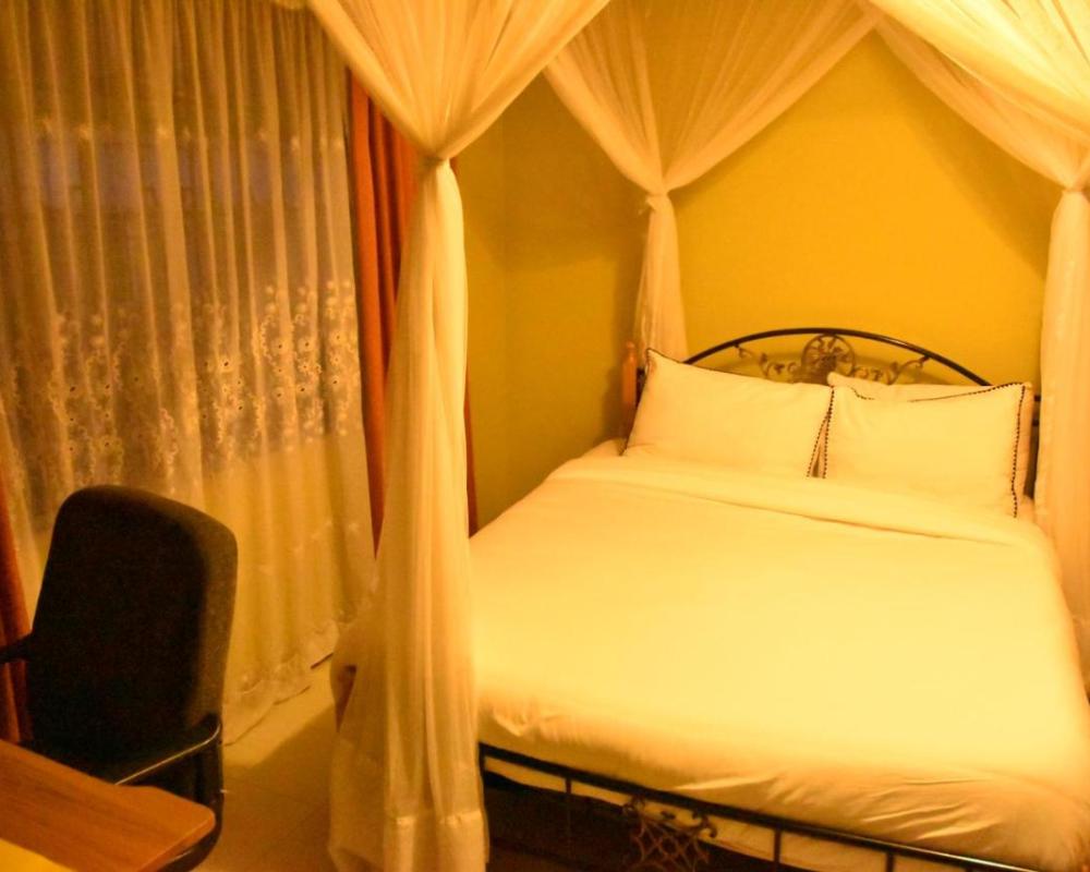 фото Wagon Wheel Hotel Eldoret