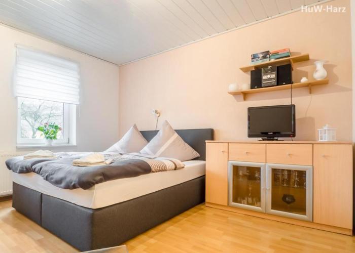 Ruhiges Apartment am Waldrand mit Schlossblick