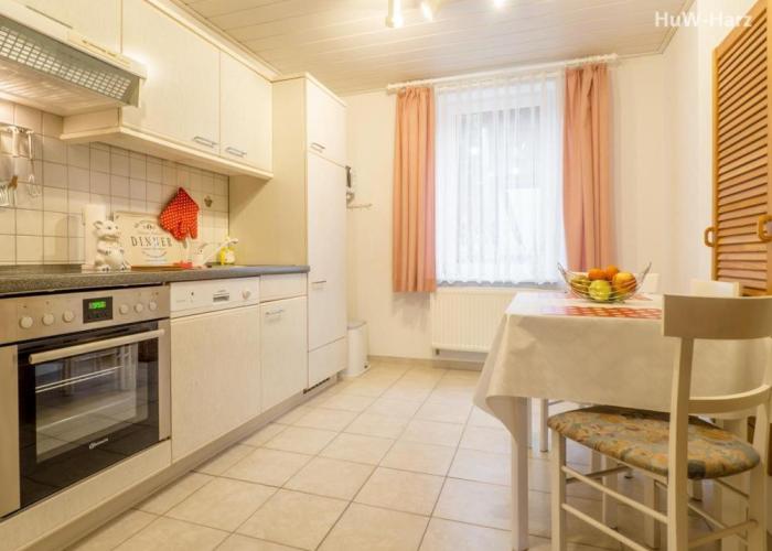 Ruhiges Apartment am Waldrand mit Schlossblick