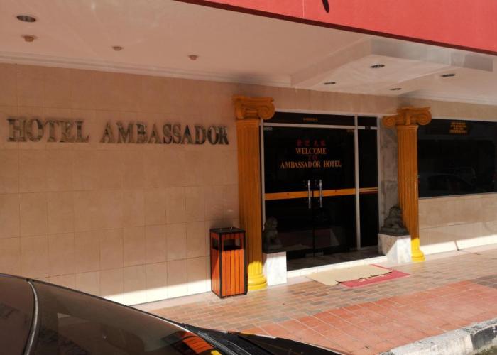 HOTEL AMBASSADOR 1