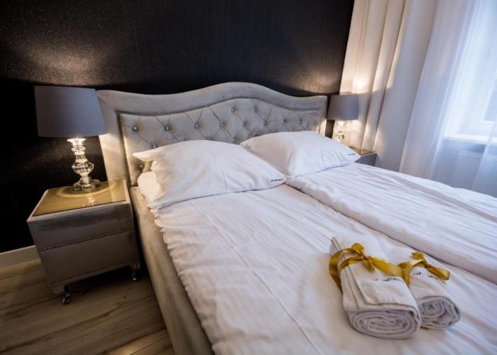 Glam Apartments