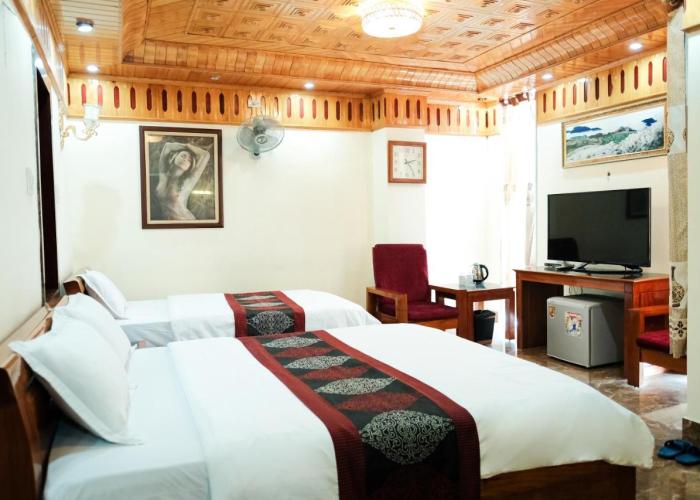 Khách sạn TRIỆU KÝ VOÒNG