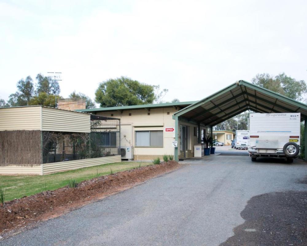 фото Paringa Caravan Park