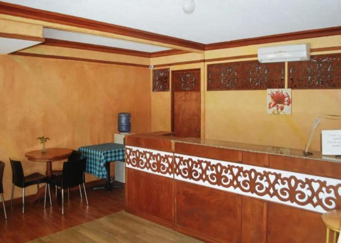 RedDoorz Plus at Balai Sofia Bed & Breakfast Batangas