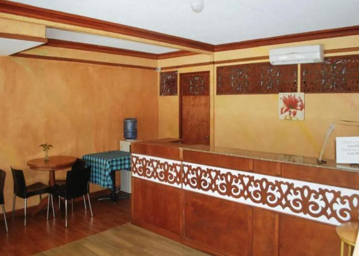 RedDoorz Plus at Balai Sofia Bed & Breakfast Batangas