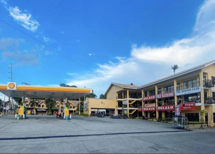 RedDoorz Plus at Balai Sofia Bed & Breakfast Batangas