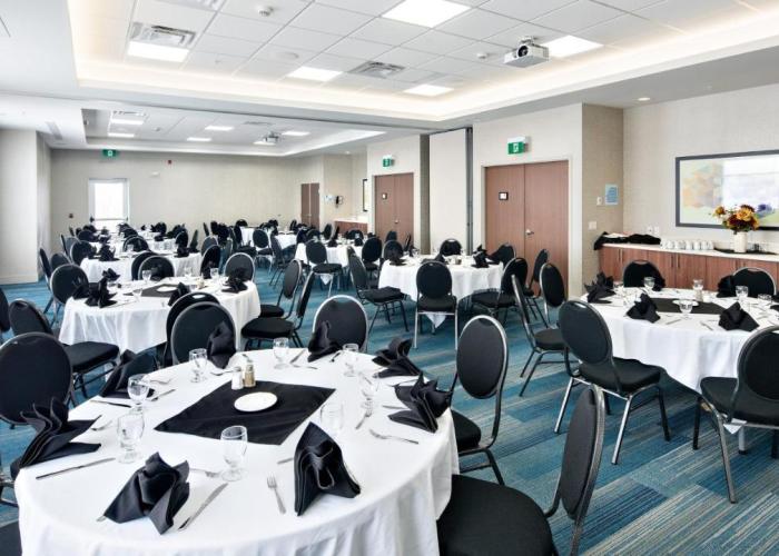 Staybridge Suites - Red Deer North, an IHG Hotel