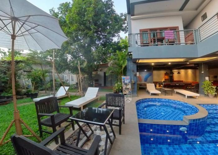 FARAWAY SUITES