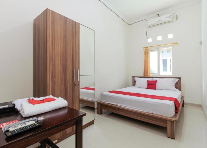 RedDoorz near Universitas Palangkaraya