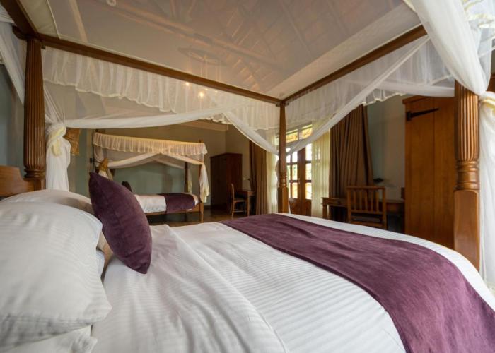 Emburara Farm Lodge