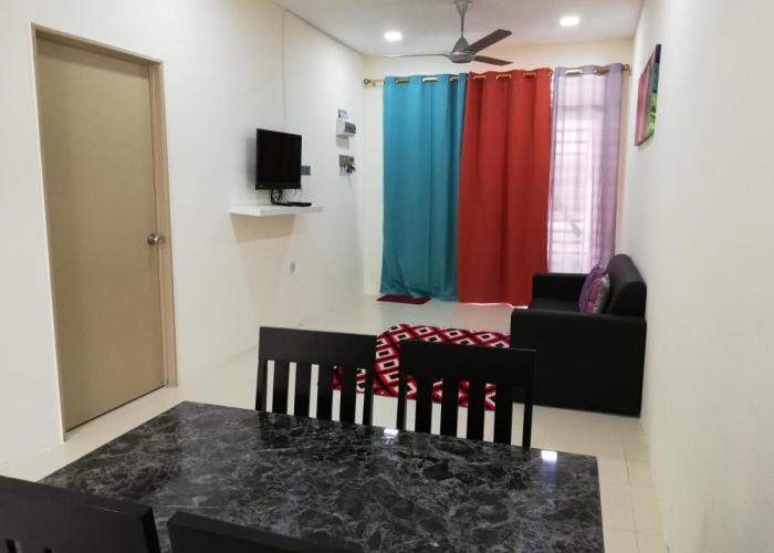 Neesa Homestay Bukit Gambang-Muslim