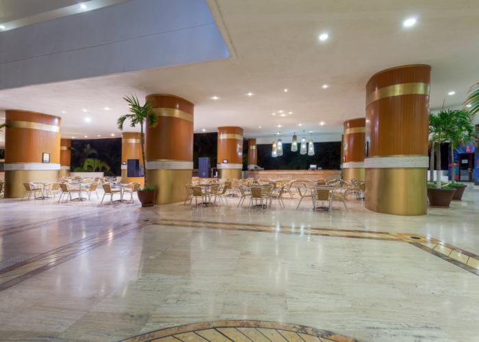 HS HOTSSON Hotel Acapulco
