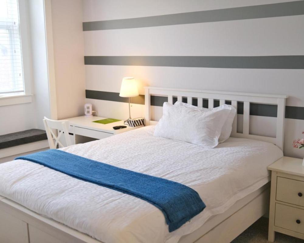 фото Vancouver West Cozy Retreat by Host Launch