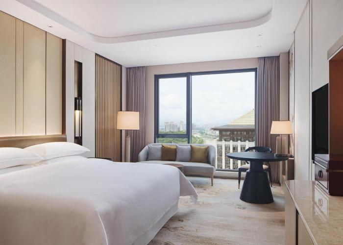 Sheraton Yunfu Xinxing Hotel