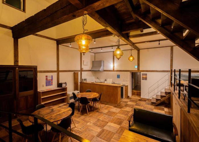 Otaru Tap Room & Hostel