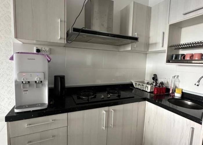 Kyra The Heights Residence Condo Ayer Keroh Melaka WiFi, Netflix & Pool