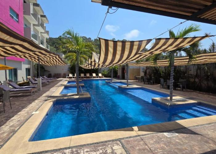 Hotel Yeah Rincón de Guayabitos